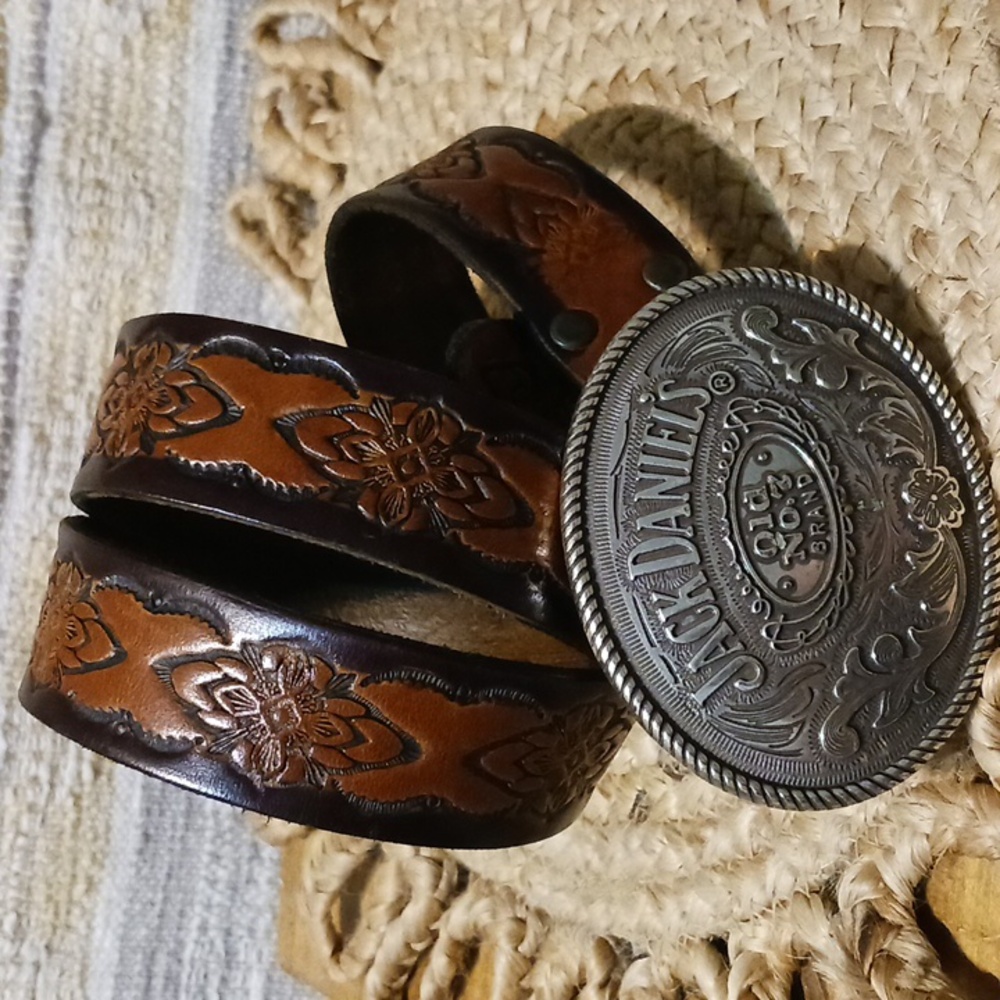 Tooled Brown Western Belt/ Silver Tone Oval Jack Daniels Buckle 2005 sz 36